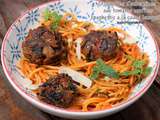 Croquettes d'aubergines aux tomates séchées, spaghettis à la sauce basquaise