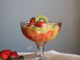 Soupe de fraises aux kiwis