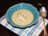 Velouté de chou fleur, croutons à l'ail et bleu d'Auvergne