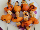 Brochettes de poulet marine / abricots (recette sucrée / salée)