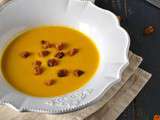 Velouté de butternut et ses croûtons de pain d'épices