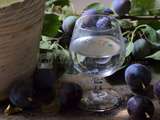 Eau de vie de prunes du jardin