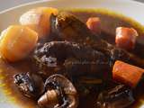 Salmis de palombe au vin rouge