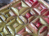 Tarte géométrique à la rhubarbe