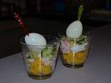 Verrine exotique mangue miette de crabe oeuf de caille