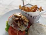 Hamburger aux champignons et au fromage suisse