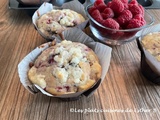 Muffins aux framboises et morceaux de chocolat noir