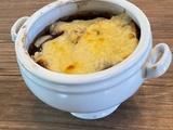 Soupe à l’oignon gratinée