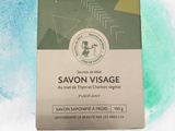 Savon visage au miel de thym et charbon végétal de Secrets de miel