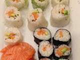 Makis saumon, concombre, avocat