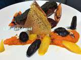 Magret de canard croute au café, carottes et tamarillo