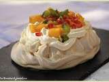 Pavlova aux Fruits Exotiques