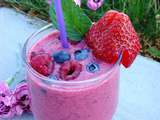 Smoothie framboises fraises myrtilles