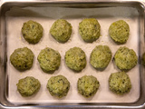 Boulettes de pois cassés aux brocolis et Parmesan