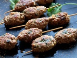 Brochettes de keftas de mouton rôties