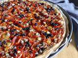 Tarte aux tomates cerise confites, moutarde aux herbes de Provence, olives et bleu de Gex