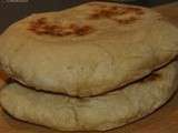 Pain pita (pita bread)