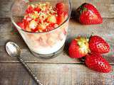 Petites panna cotta/fraises/ ananas (recette extasique!)