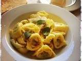 Tortellini burro e salvia/ tortellini beurre et sauge