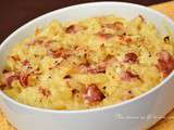 Gratin de macaroni aux oignons et à la pancetta