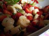 Salade de fruits, sauce miel, citron et menthe