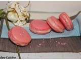 Macarons à la rose et à la fraise Tagada