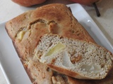 Cake aux pommes poires et raisins secs aux amandes et à la farine de Teff