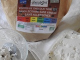 Glace sans lactose et sans sorbetière à la noix de coco et aux pépites de chocolat