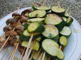 Brochettes de courgettes au pesto de basilic