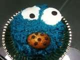 Cookie monster cake