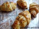 Croissants apéritifs au saumon et au Kiri ou à la Fourme d'Ambert