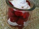 Trifle aux fraises, sablés et crème au mascarpone