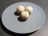 Boules de mousse au chocolat, coque chocolat blanc