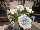 Fleurs et coussins en crochet