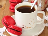 Macarons Fraise Ganache Caramel et Chocolat