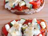 Tartines Estivales Sauce Tomates Cerises et Parmesan