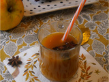 Jus de pomme chaud et épicé