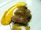 Magret de canard, chicons braisés à la coriandre, purée de carottes à la cannelle, réduction de Guiness et toast de polenta