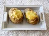 Pommes de terre au four aux restes de viande blanche (Baked potatoes with leftover white meat)