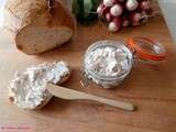 Rillettes de radis au fromage frais et ciboulette (Potted radish cream cheese and chives)