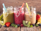 Smoothies santé délicieux : 10 recettes gourmandes à essayer dès maintenant