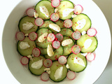 Carpaccio de concombre & radis, chèvre frais, amandes fraîches