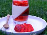 Panna cotta vanille et gelée à la fraise