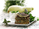 Petites crêpes de courgettes à la menthe et parmesan