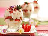 Verrines de fraises comme une Pavlova