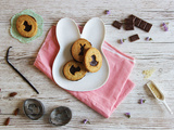 Cookies œufs de pâques fourrés au chocolat