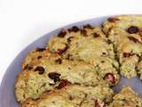 Scones au thé matcha, cranberries et baies de goji