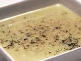 Soupe à l’ail et aux herbes