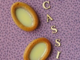 Petits savarins cassis et chocolat blanc