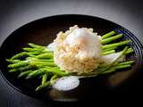 Risotto de langoustines, asperges sauvages poêlées et écume